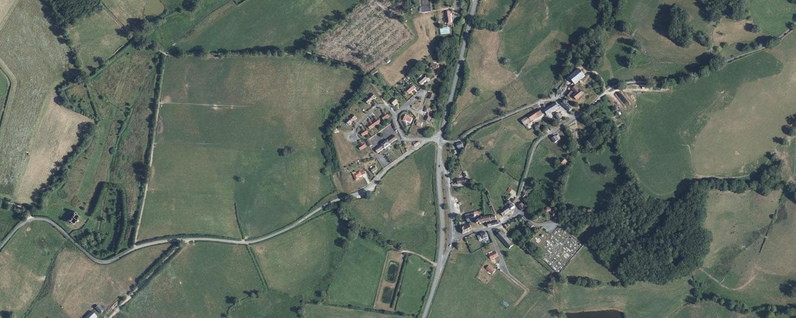 Vue aérienne de Vareilles (Creuse)