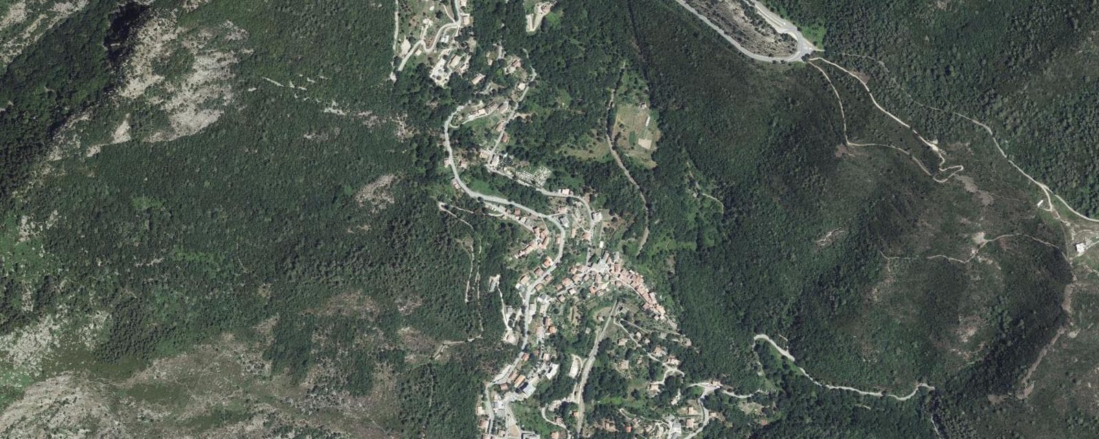 Vue aérienne de Venaco (Haute-Corse)