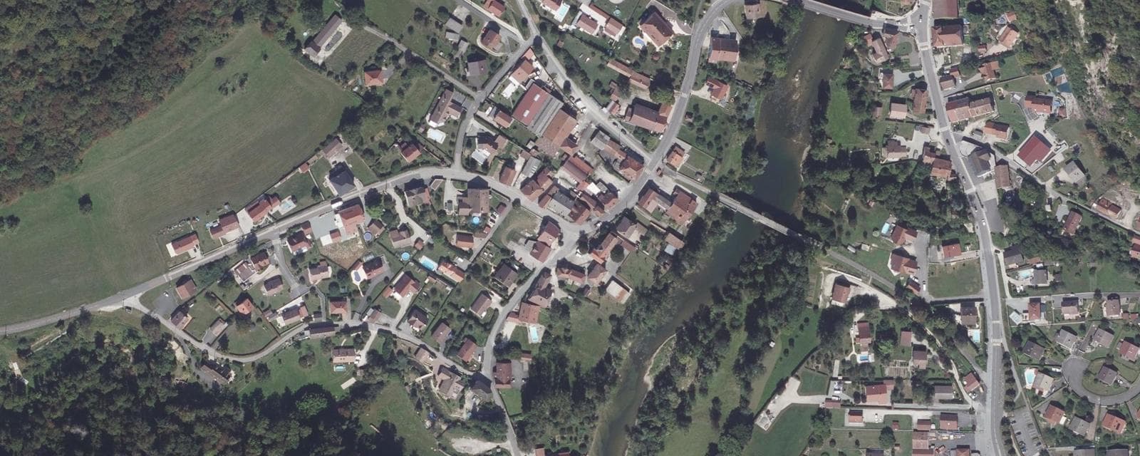 Vue aérienne de Villars-sous-Dampjoux (Doubs)