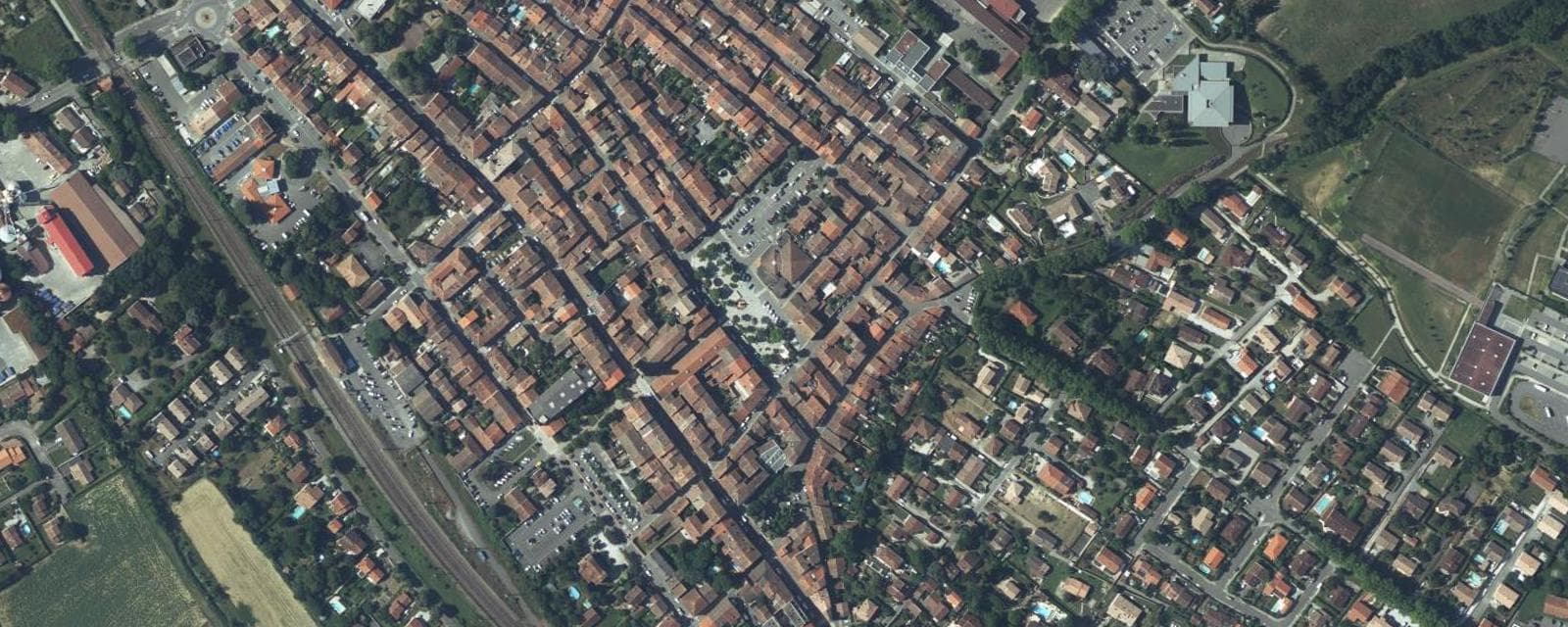 Vue aérienne de Villefranche-de-Lauragais (Haute-Garonne)