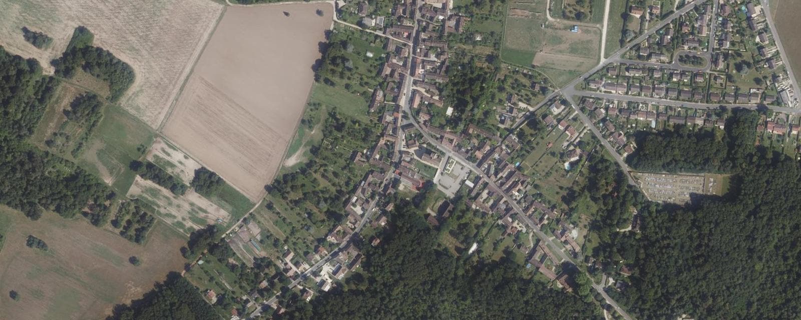 Vue aérienne de Villiers-sous-Grez (Seine-et-Marne)