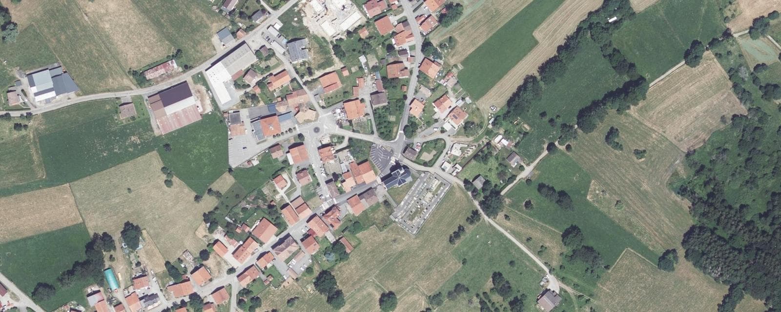 Vue aérienne de Vinzier (Haute-Savoie)