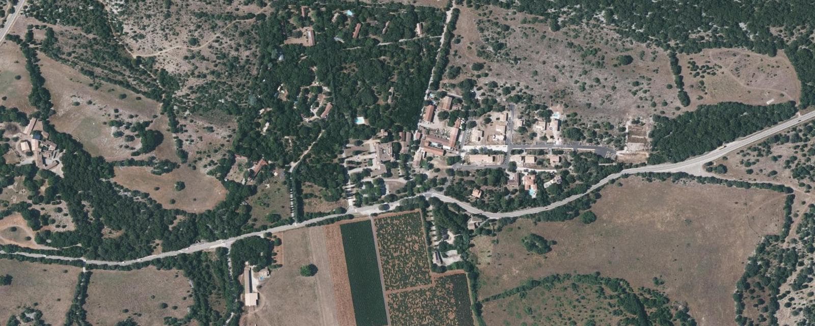 Vue aérienne de Viols-en-Laval (Hérault)