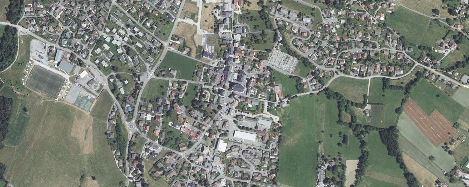 Vue aérienne de Viuz-en-Sallaz (Haute-Savoie)