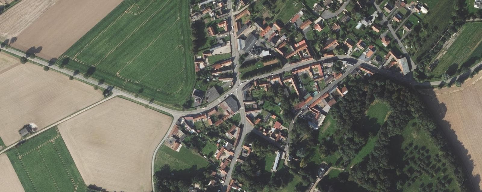 Vue aérienne de Warlus (Pas-de-Calais)