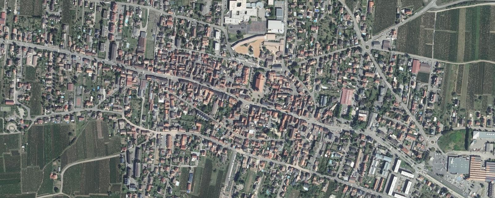 Vue aérienne de Wintzenheim (Haut-Rhin)