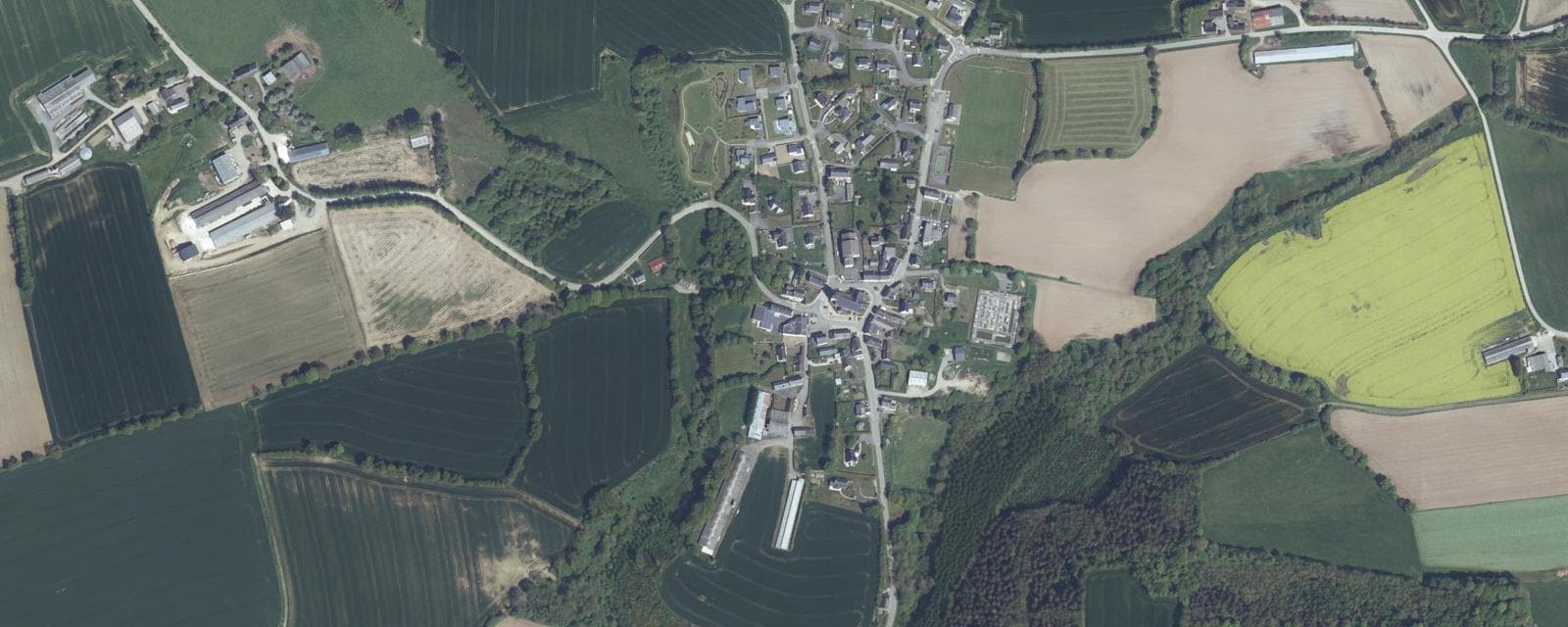 Vue aérienne de Allineuc (Côtes-d'Armor)