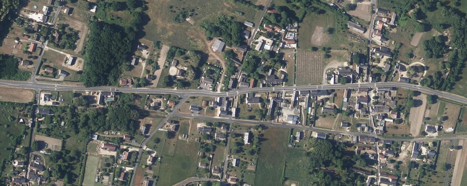 Vue aérienne de Anché (Indre-et-Loire)