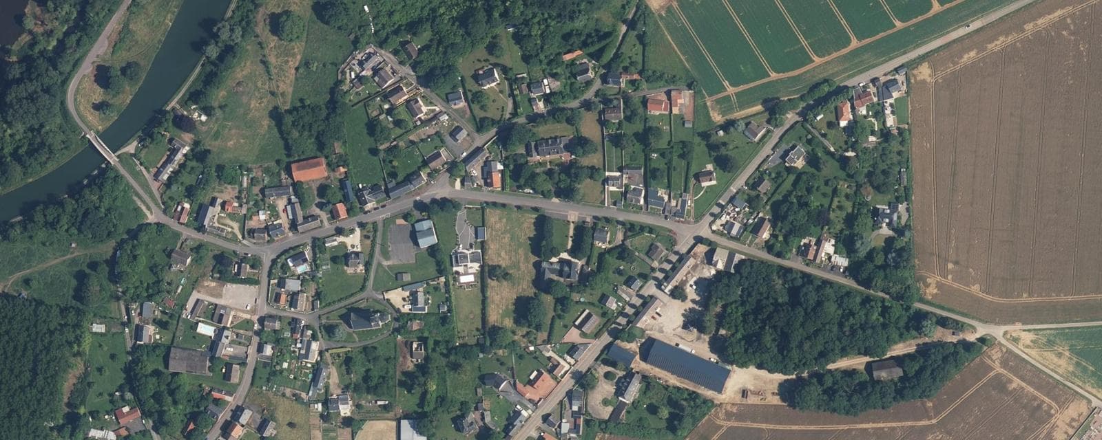 Vue aérienne de Artemps (Aisne)