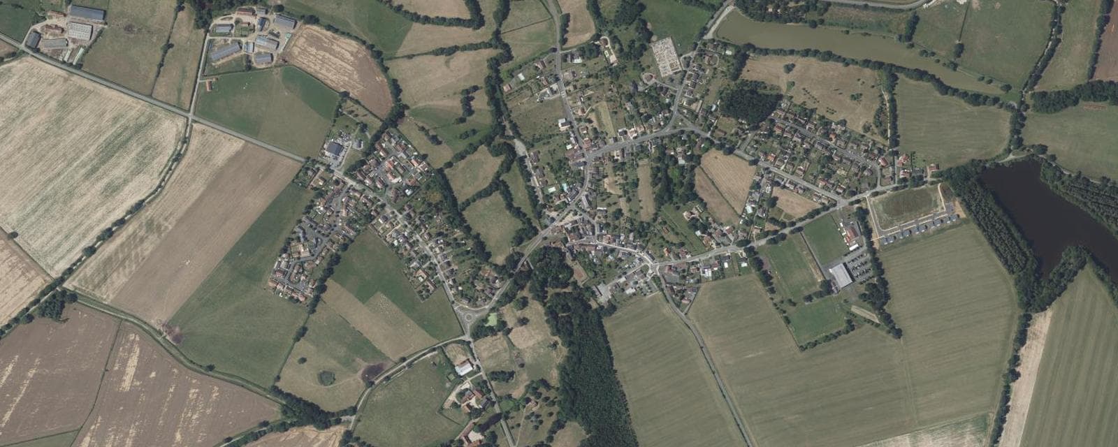 Vue aérienne de Arthon (Indre)