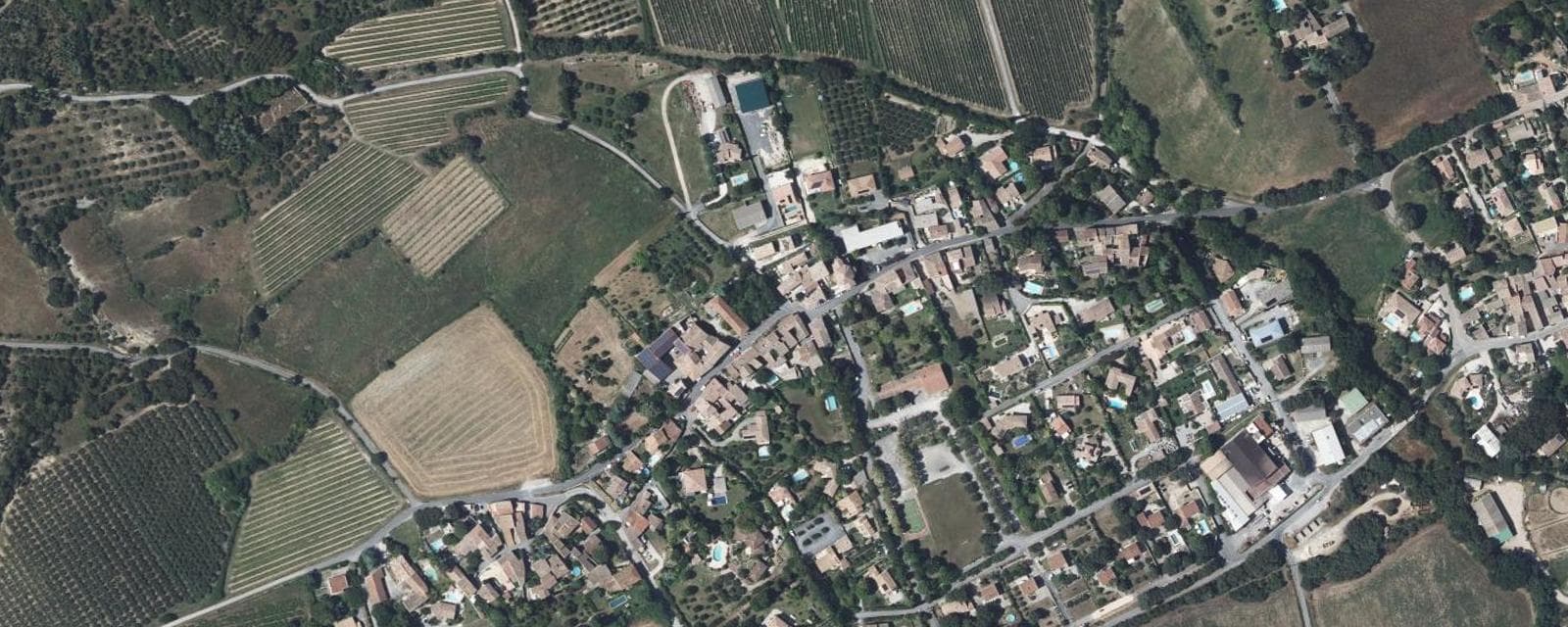 Vue aérienne de Aspères (Gard)