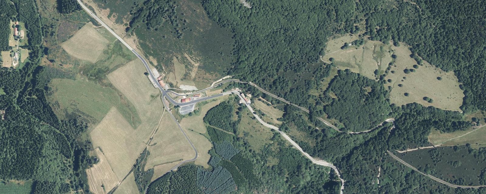 Vue aérienne de Astet (Ardèche)