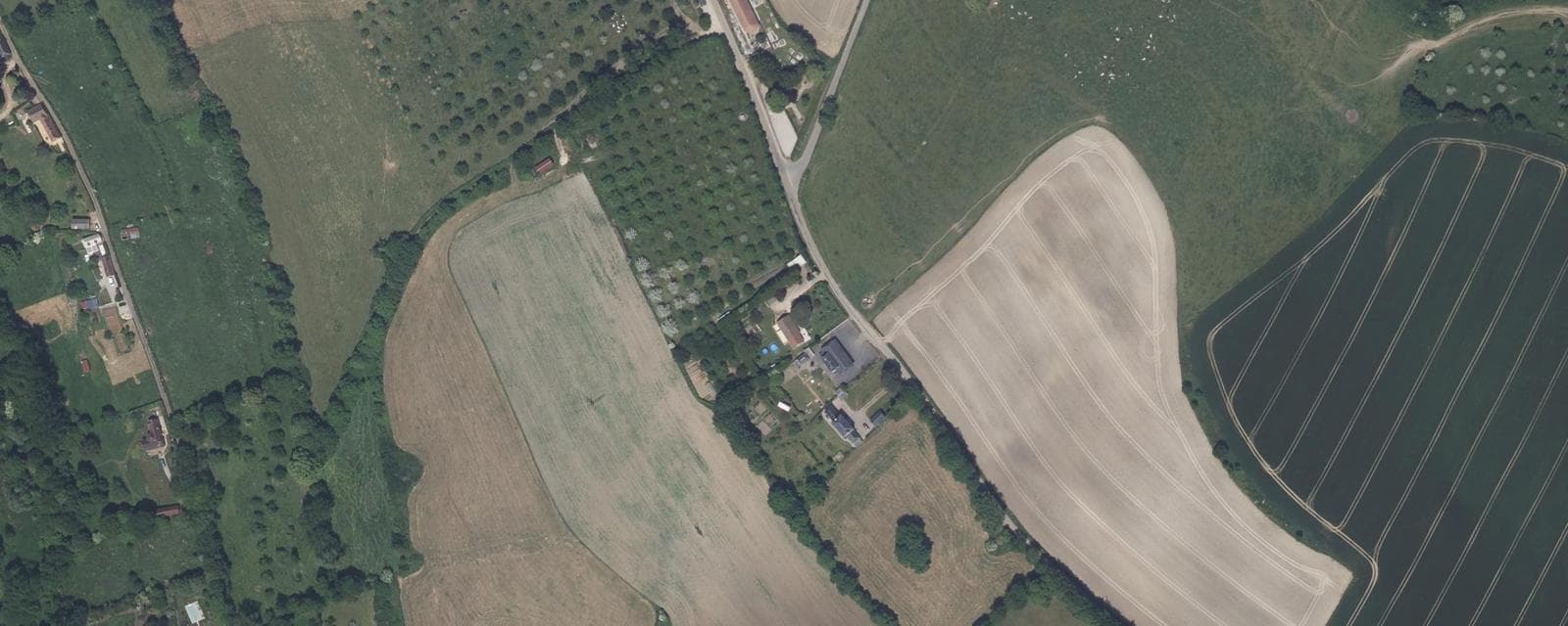 Vue aérienne de Aubry-le-Panthou (Orne)