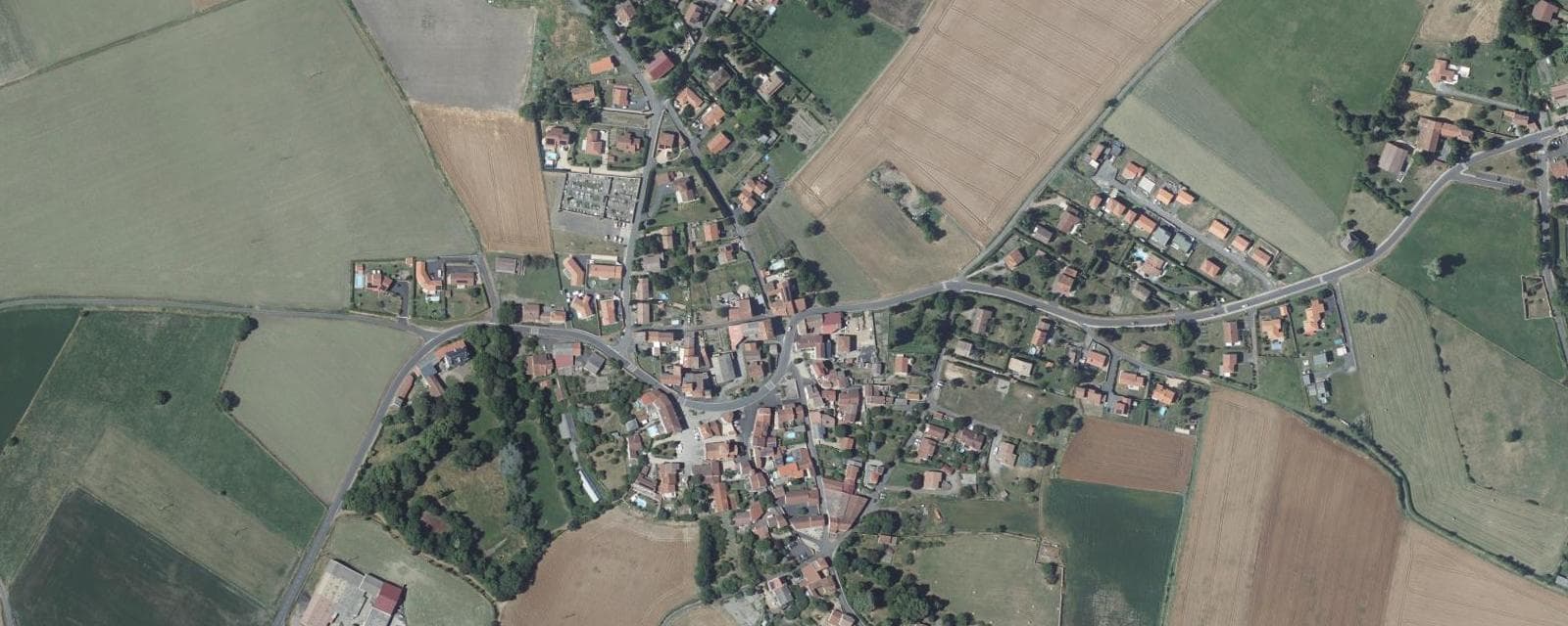 Vue aérienne de Aulhat-Flat (Puy-de-Dôme)