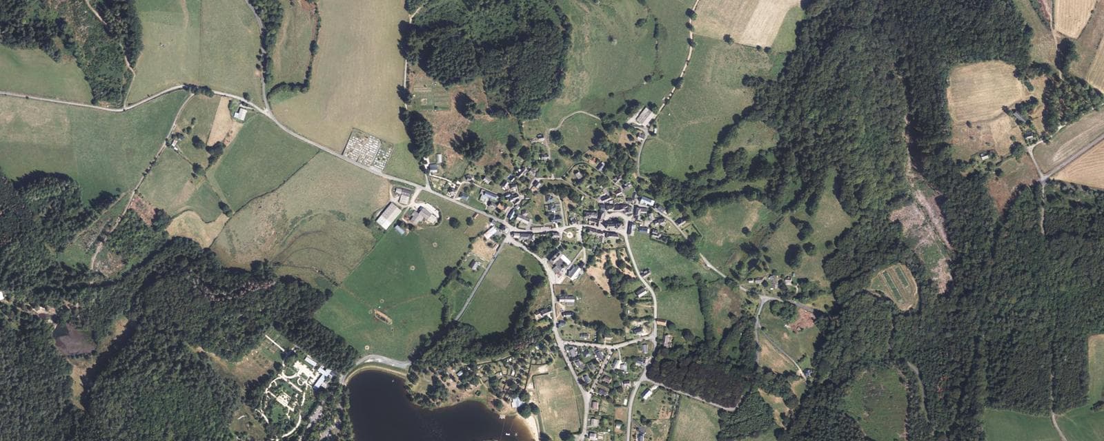 Vue aérienne de Auriac (Corrèze)