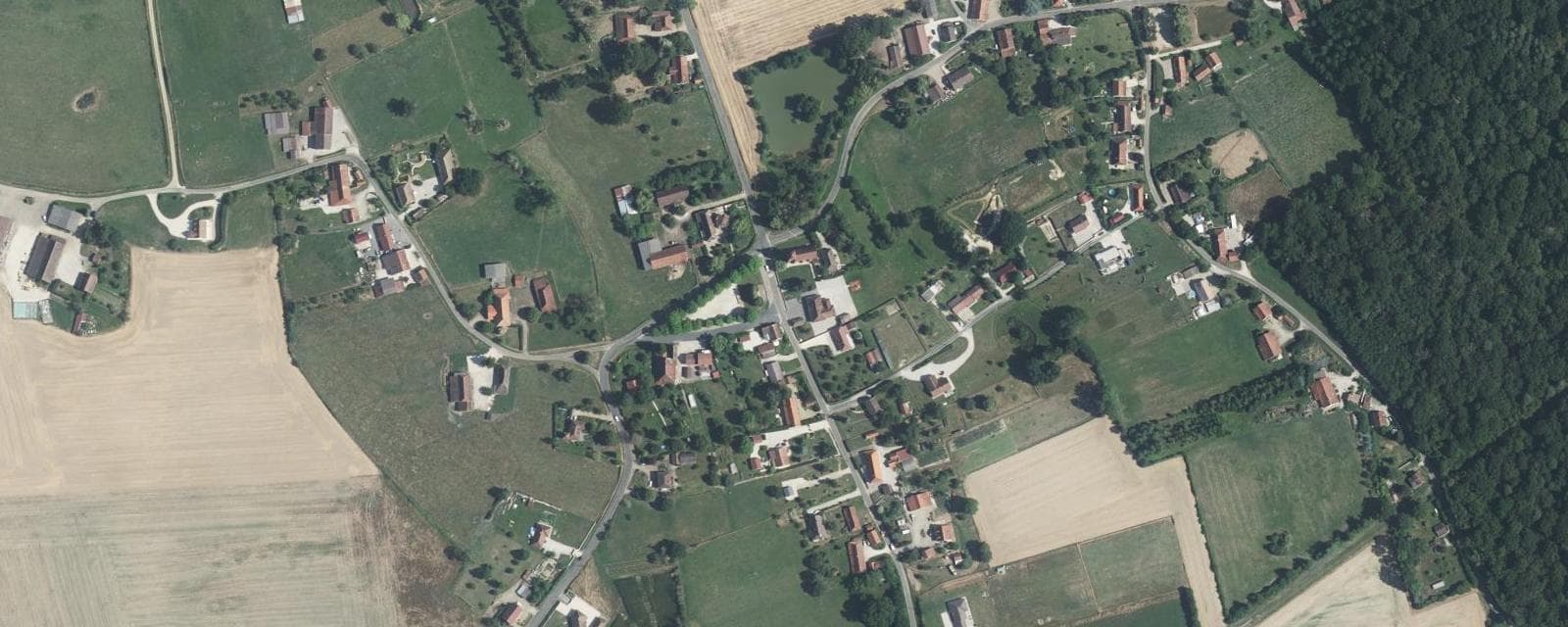 Vue aérienne de Authumes (Saône-et-Loire)
