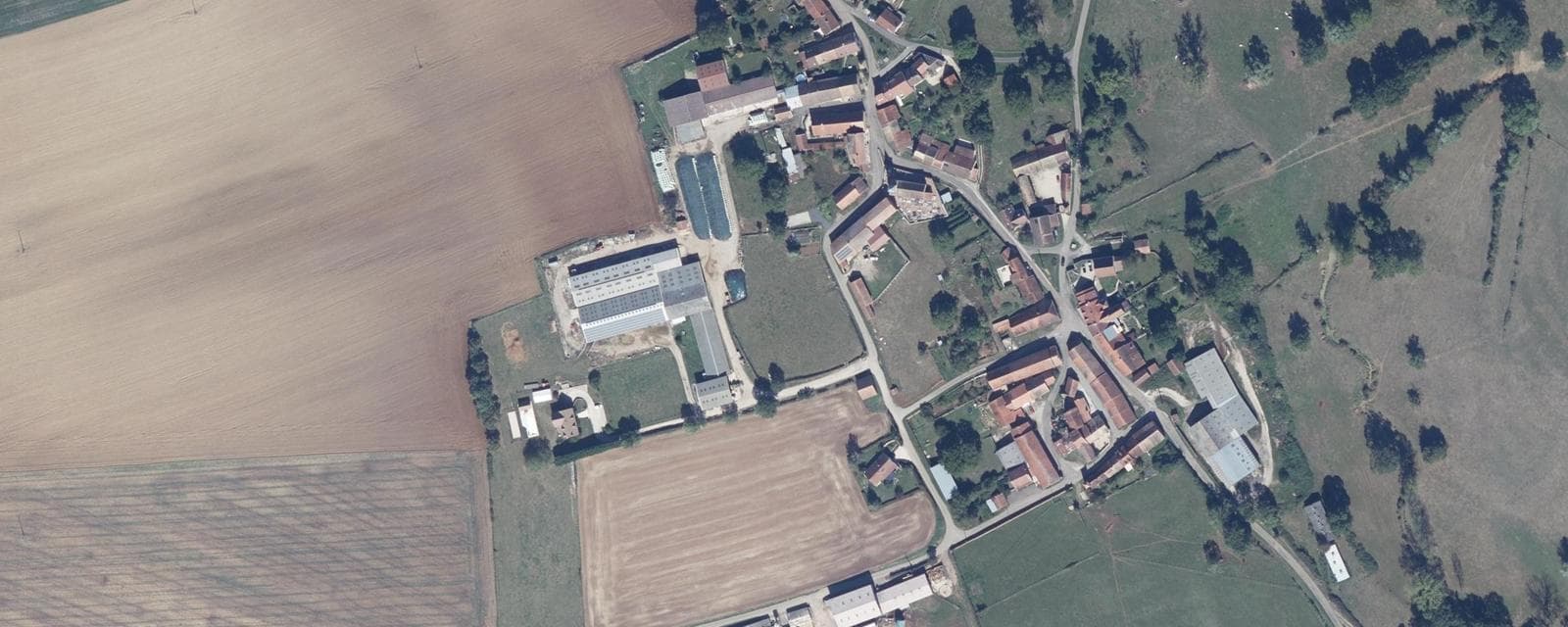 Vue aérienne de Auxant (Côte-d'Or)