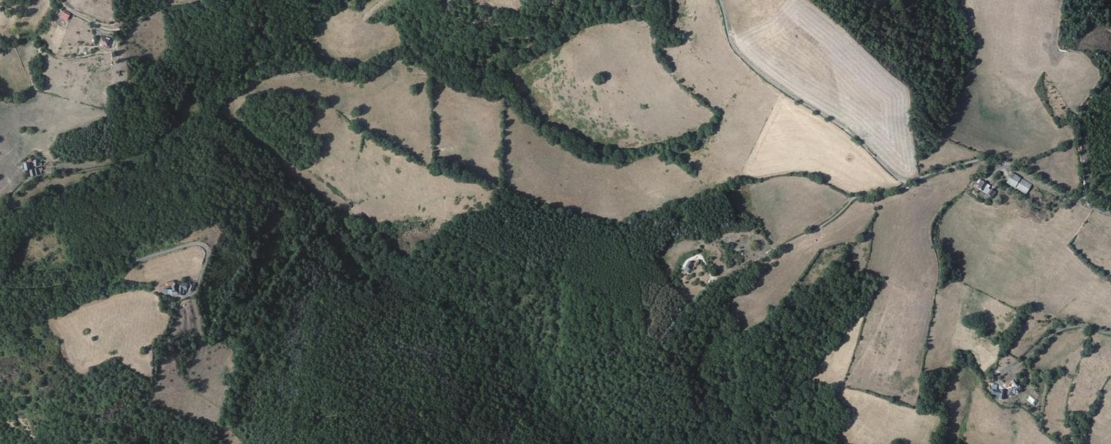 Vue aérienne de Auzits (Aveyron)