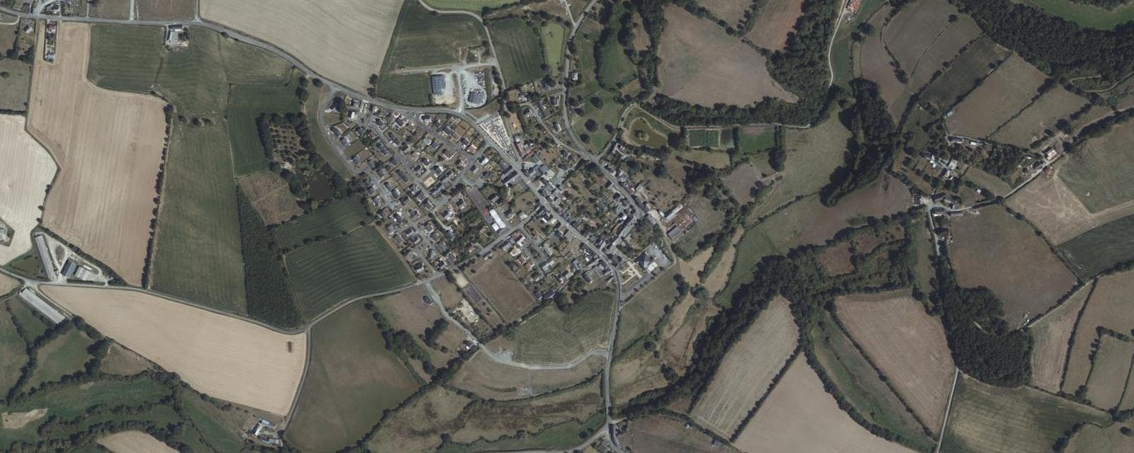 Vue aérienne de Averton (Mayenne)