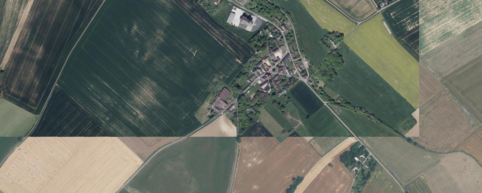Vue aérienne de Bœurs-en-Othe (Yonne)