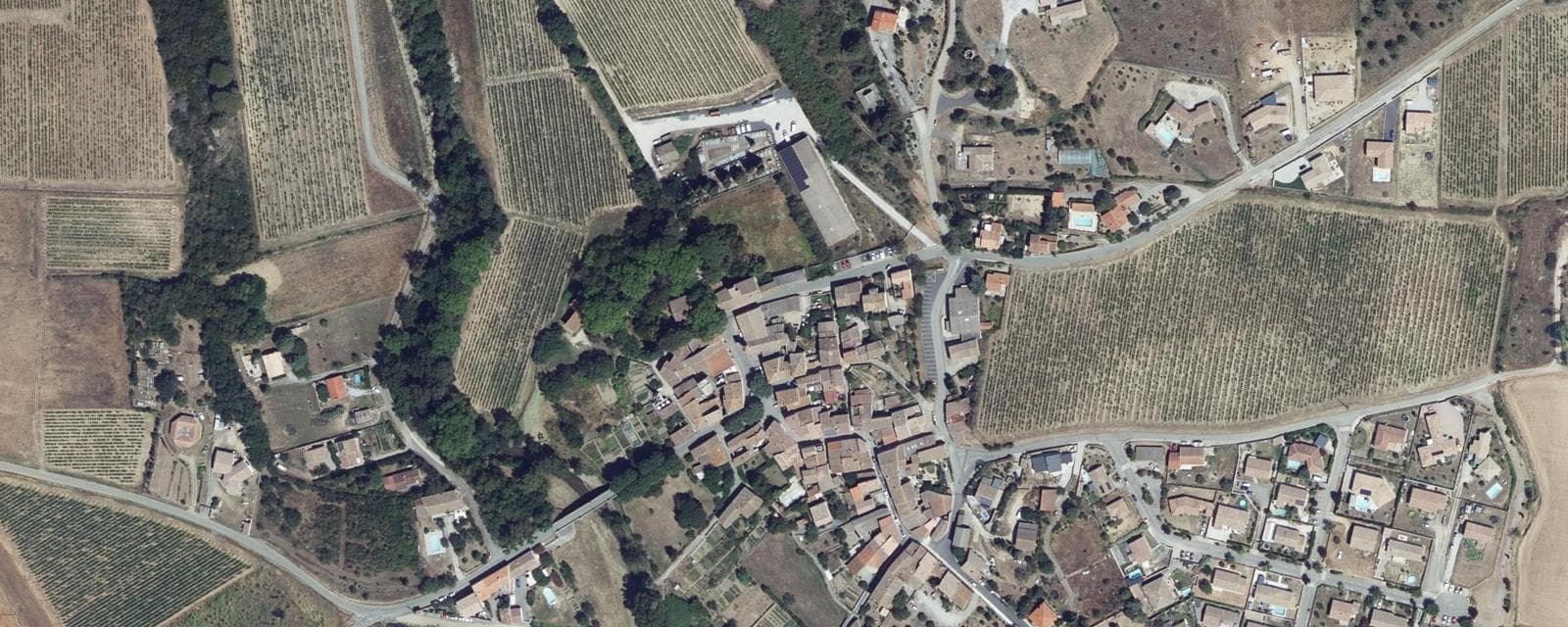 Vue aérienne de Bagnoles (Aude)