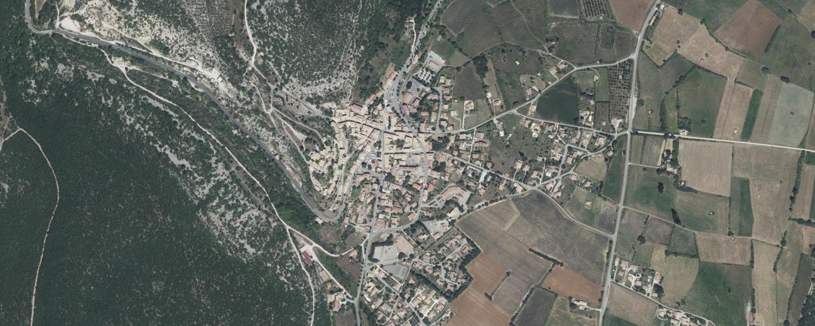Vue aérienne de Banon (Alpes-de-Haute-Provence)