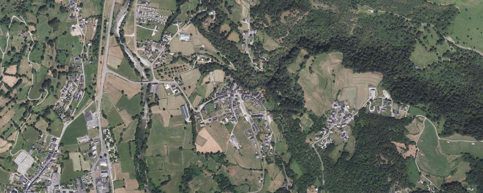 Vue aérienne de Béost (Pyrénées-Atlantiques)