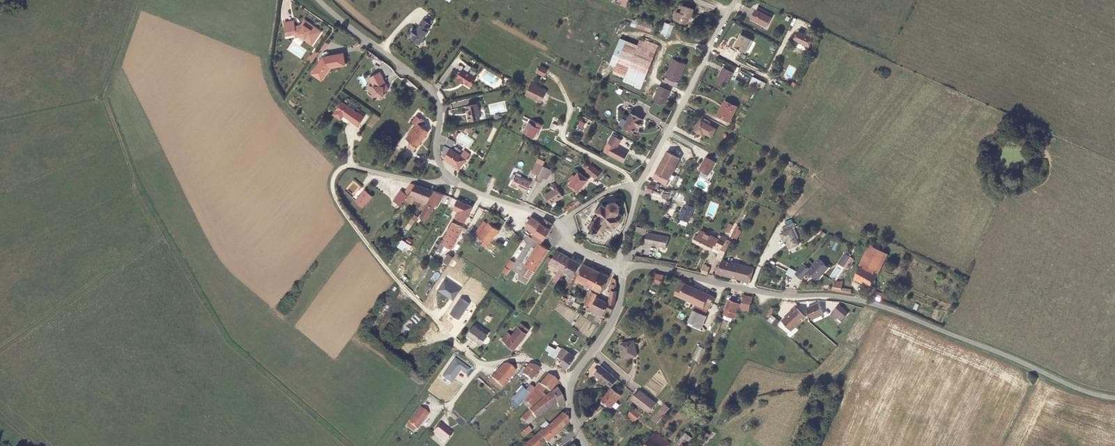 Vue aérienne de Billey (Côte-d'Or)