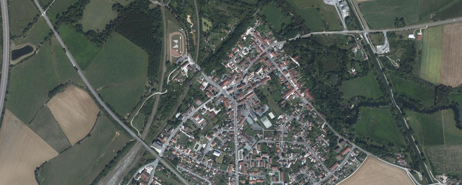 Vue aérienne de Bologne (Haute-Marne)