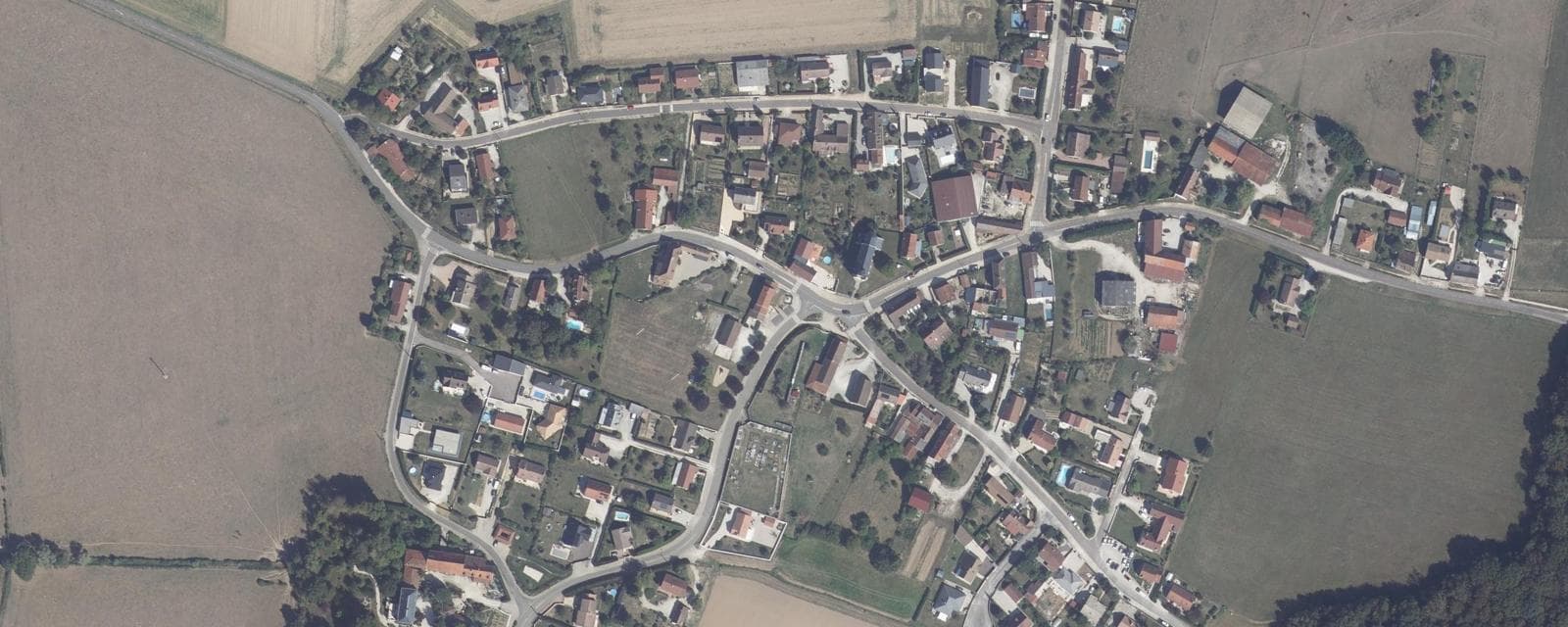 Vue aérienne de Boncourt-le-Bois (Côte-d'Or)