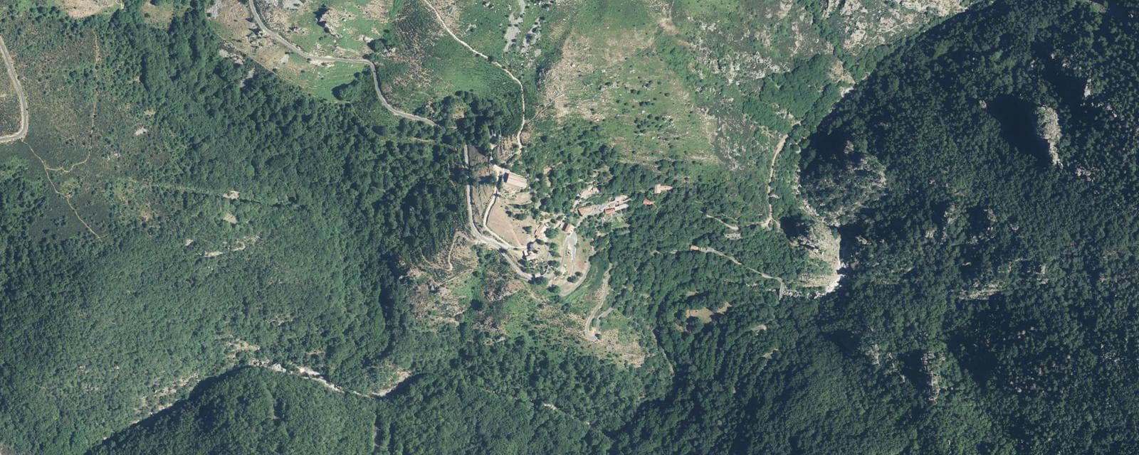 Vue aérienne de Borne (Ardèche)