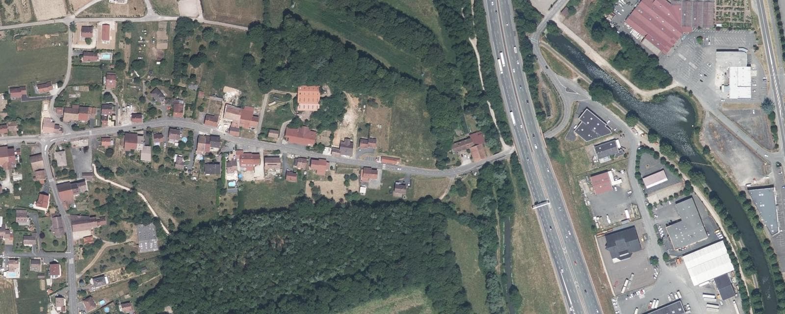 Vue aérienne de Botans (Territoire de Belfort)