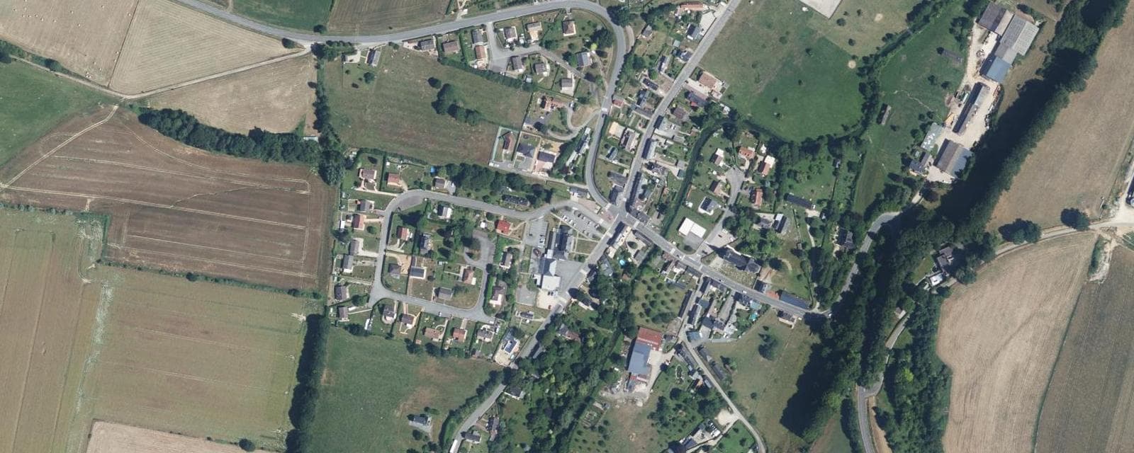Vue aérienne de Brachy (Seine-Maritime)
