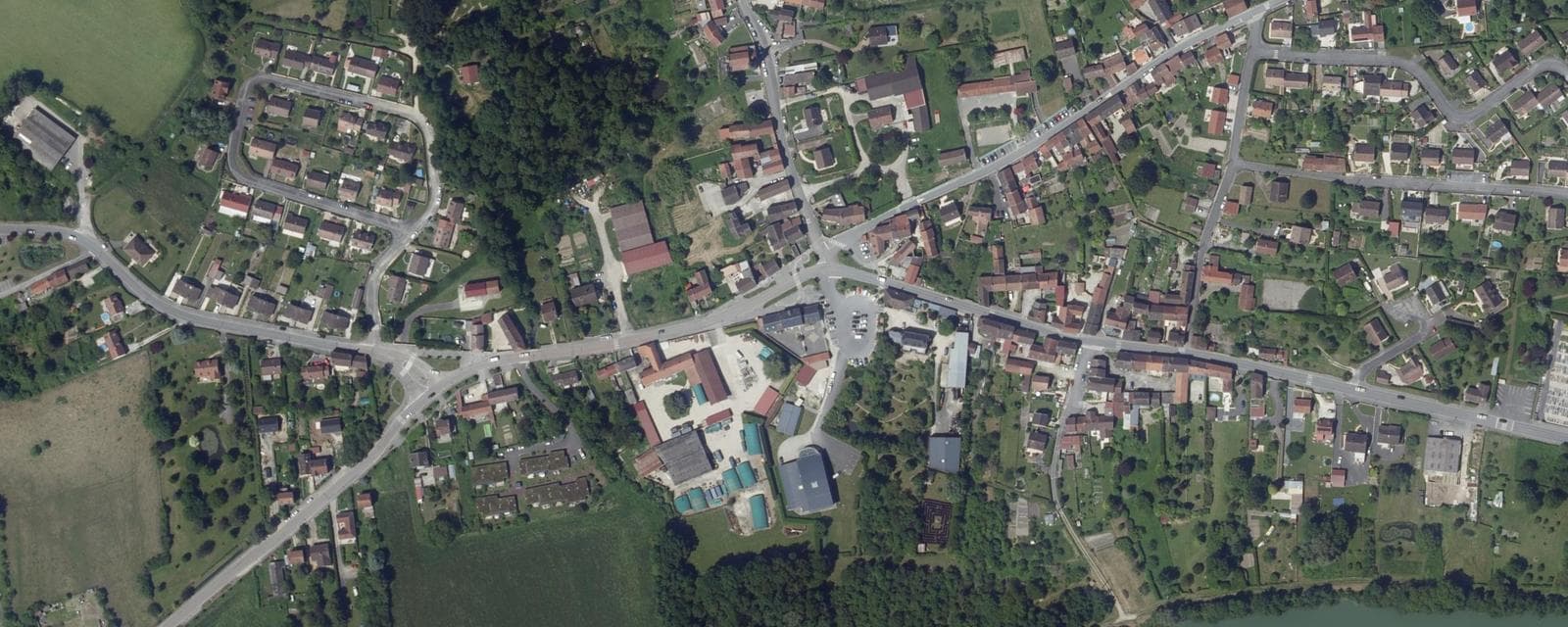 Vue aérienne de Brasles (Aisne)