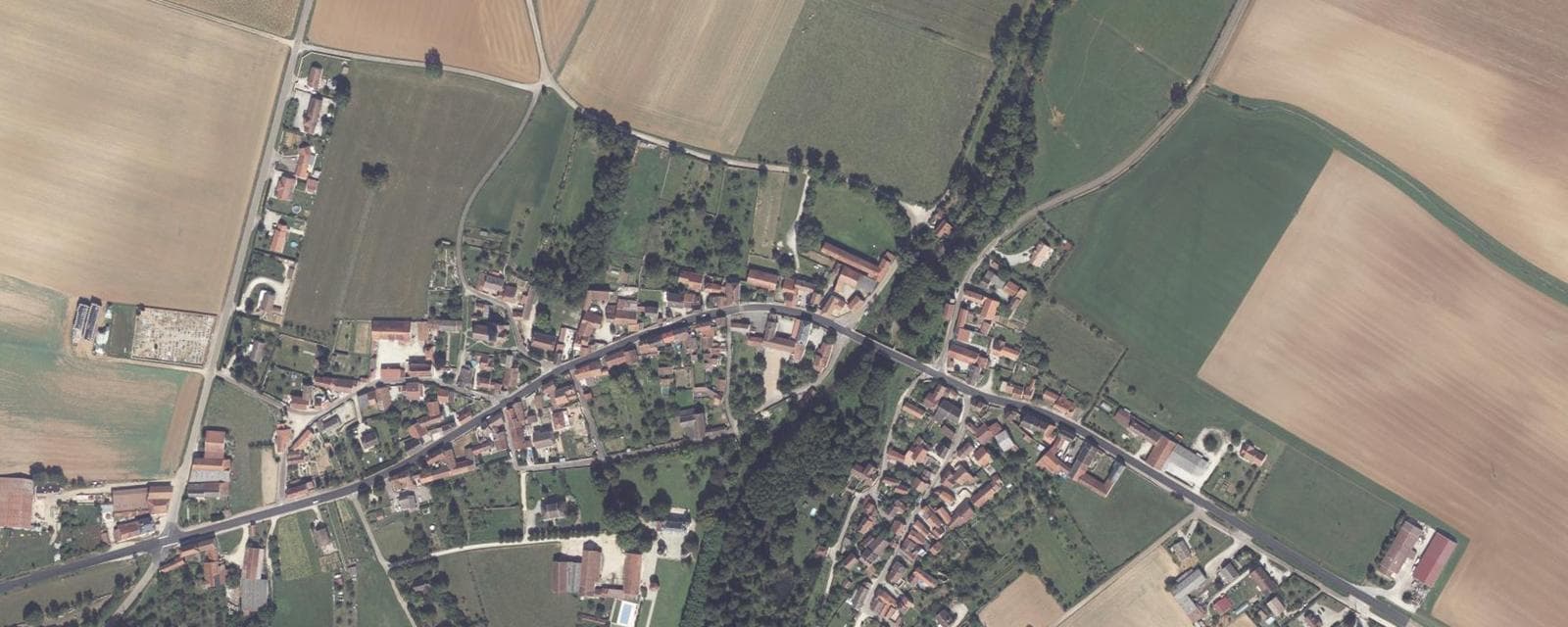 Vue aérienne de Brion-sur-Ource (Côte-d'Or)