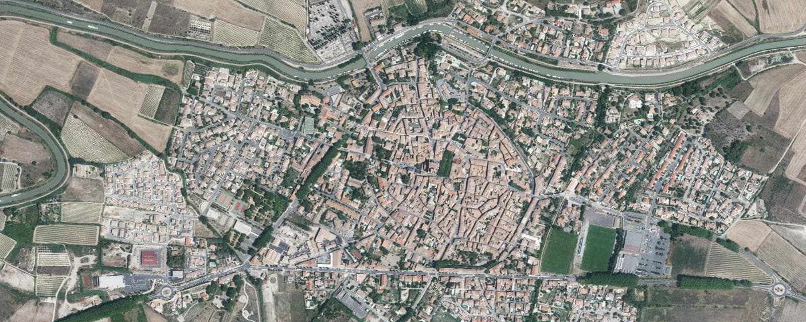 Vue aérienne de Capestang (Hérault)