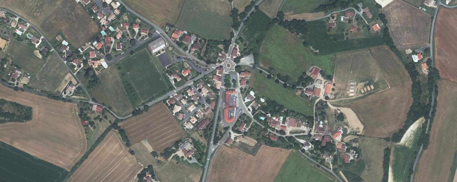 Vue aérienne de Carlus (Tarn)