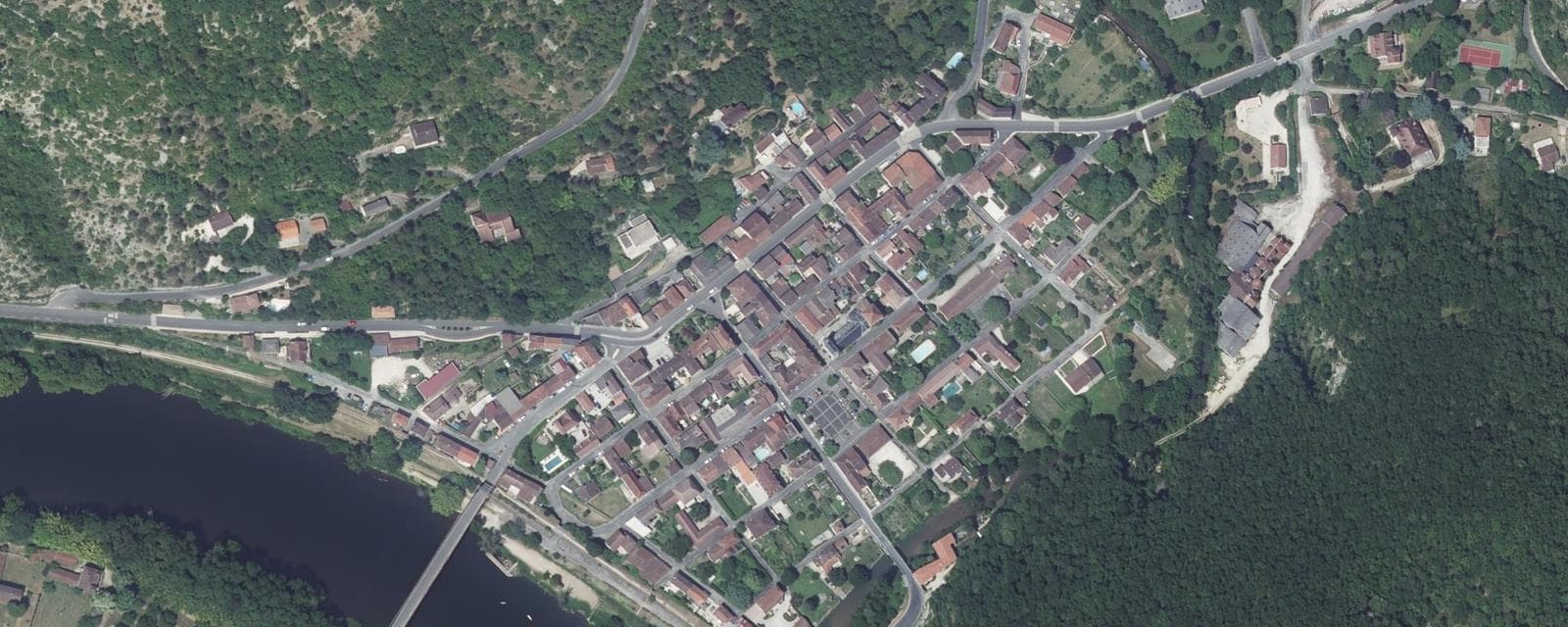 Vue aérienne de Castelfranc (Lot)