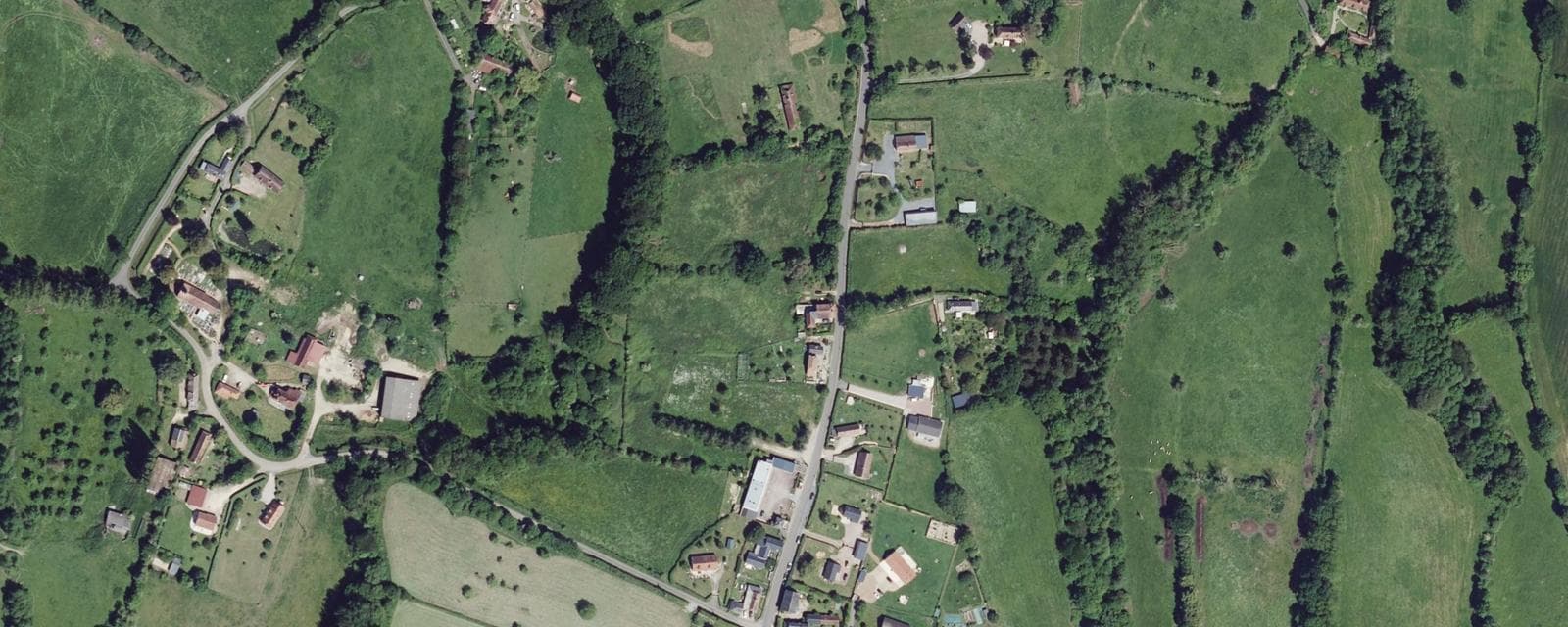 Vue aérienne de Castillon-en-Auge (Calvados)