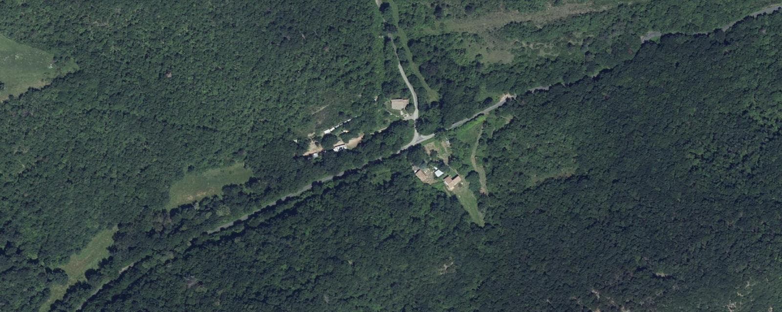 Vue aérienne de Caunette-sur-Lauquet (Aude)