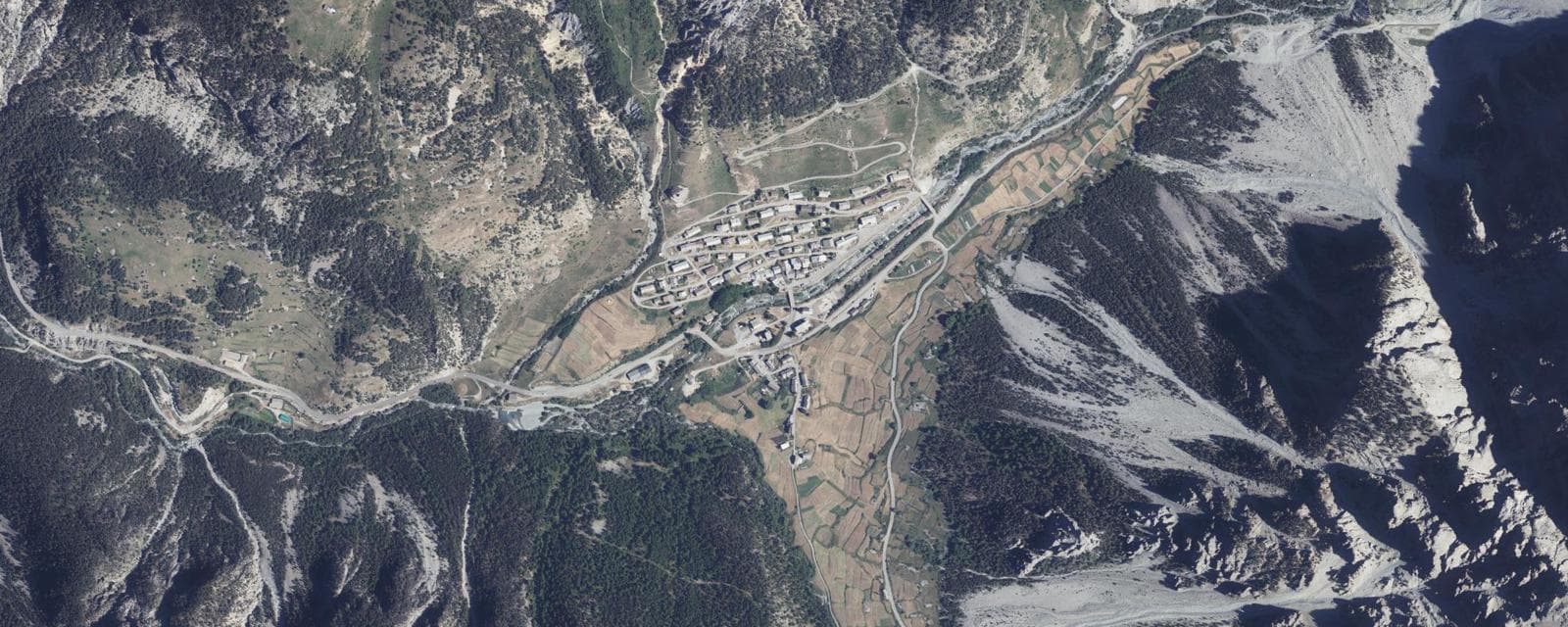 Vue aérienne de Cervières (Hautes-Alpes)