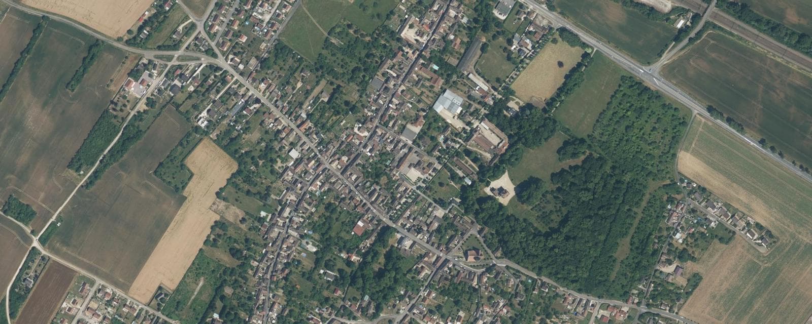 Vue aérienne de Champigny (Yonne)