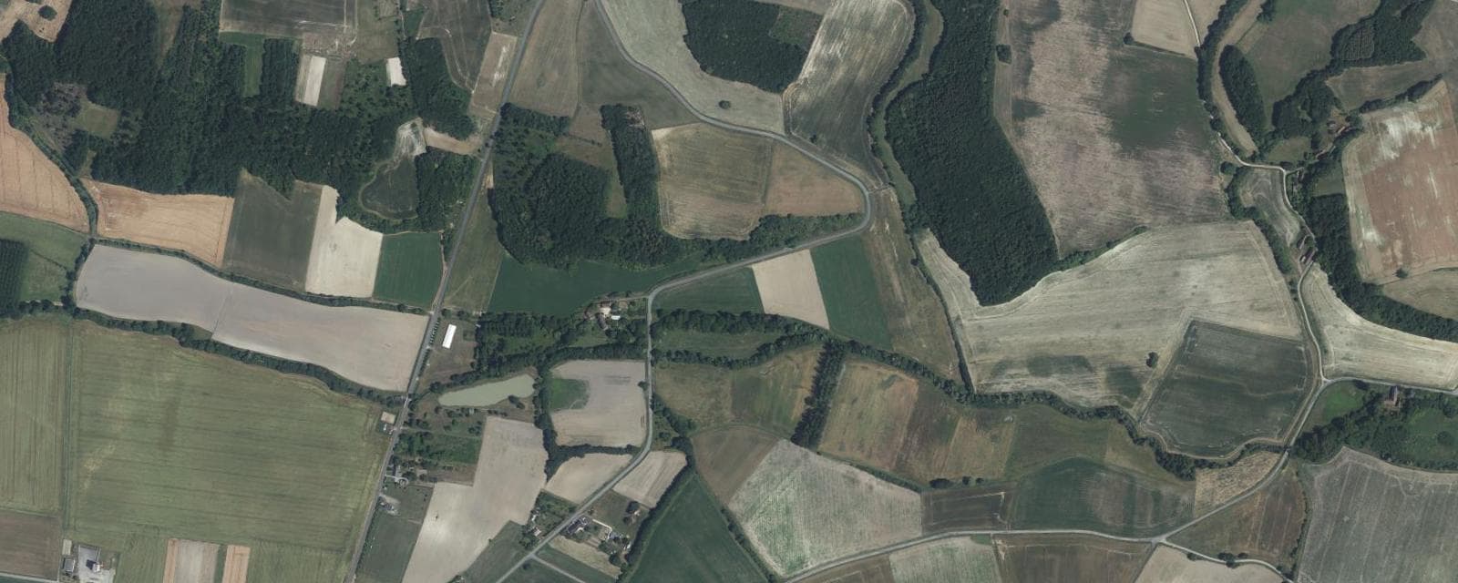 Vue aérienne de Charnizay (Indre-et-Loire)