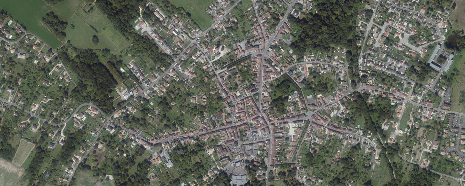 Vue aérienne de Chaumes-en-Brie (Seine-et-Marne)