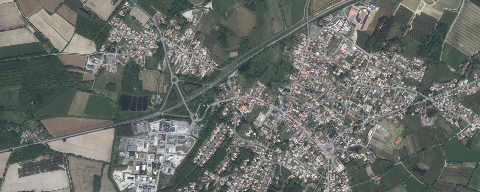 Vue aérienne de Chaumes-en-Retz (Loire-Atlantique)