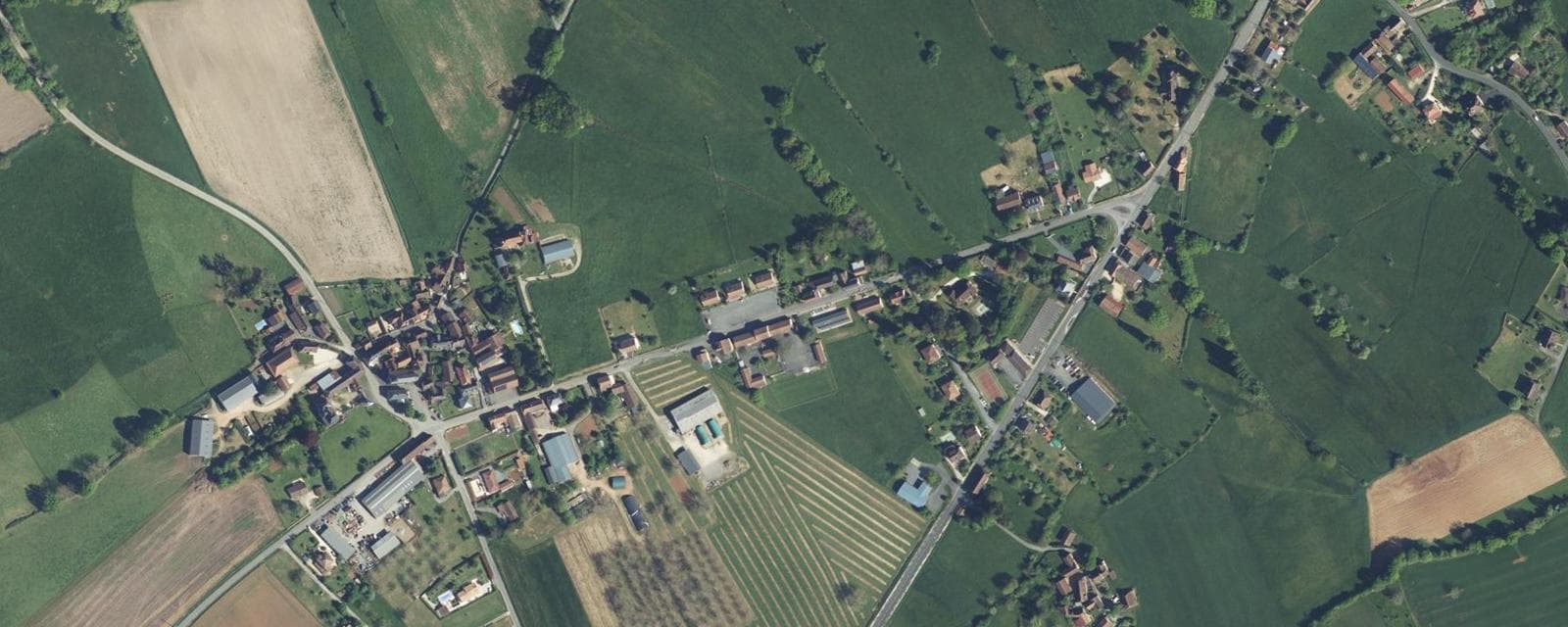 Vue aérienne de Cherveix-Cubas (Dordogne)