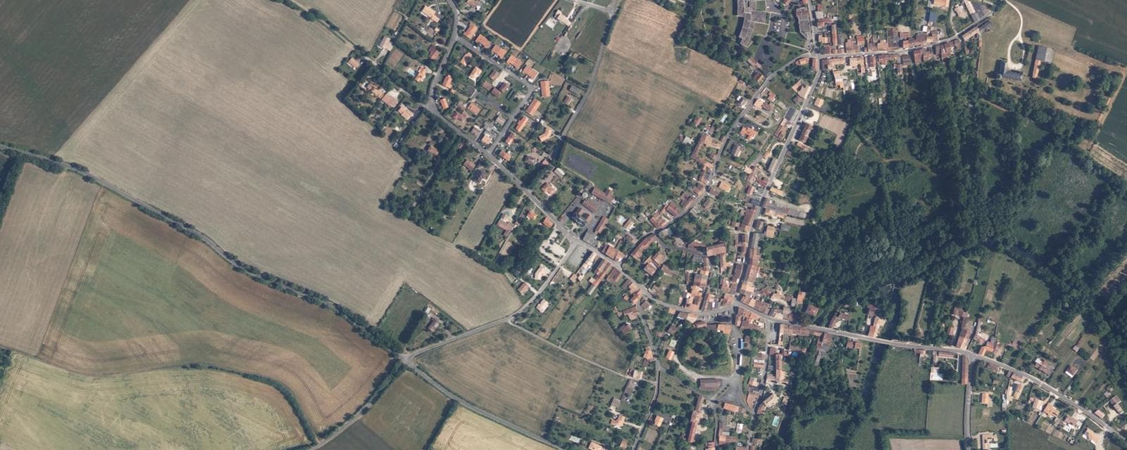 Vue aérienne de Chizé (Deux-Sèvres)
