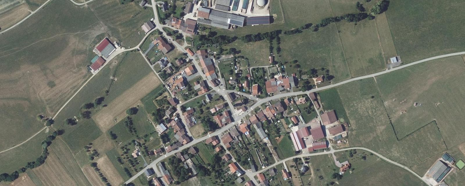 Vue aérienne de Clézentaine (Vosges)