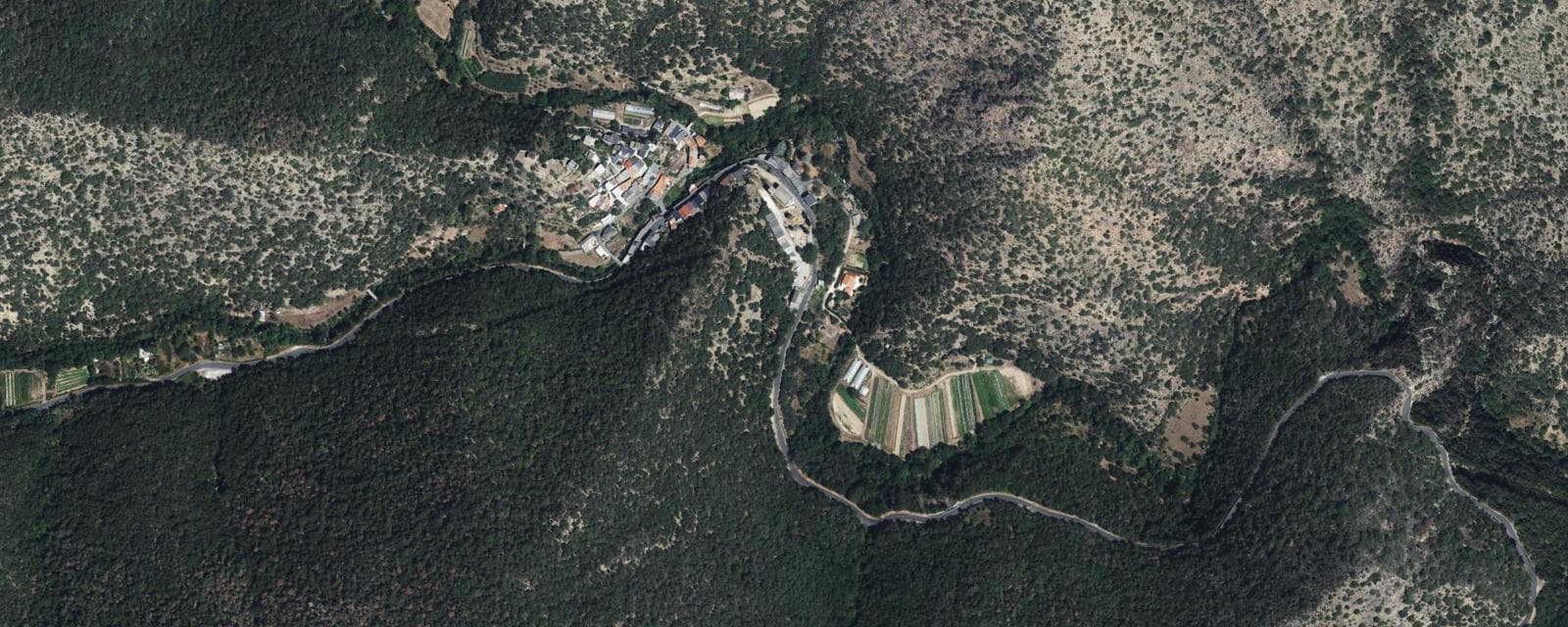 Vue aérienne de Conat (Pyrénées-Orientales)