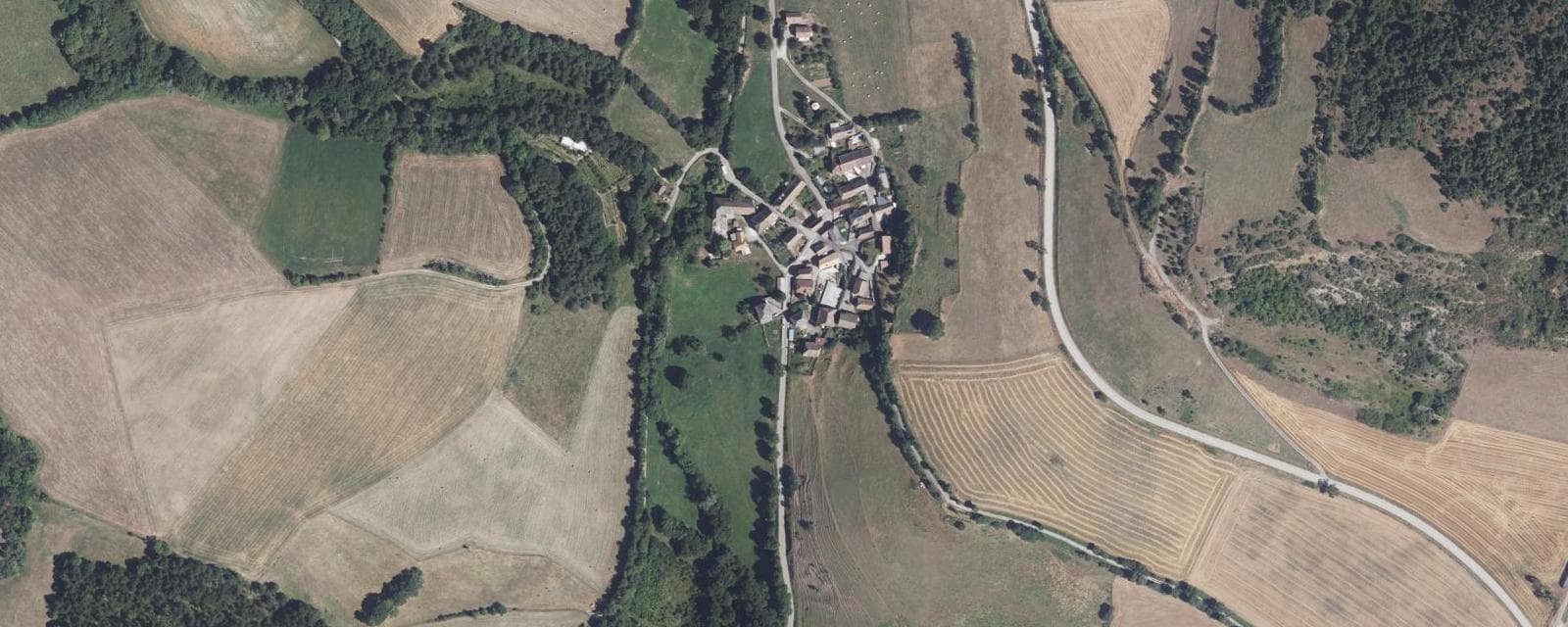 Vue aérienne de Cornillon-en-Trièves (Isère)